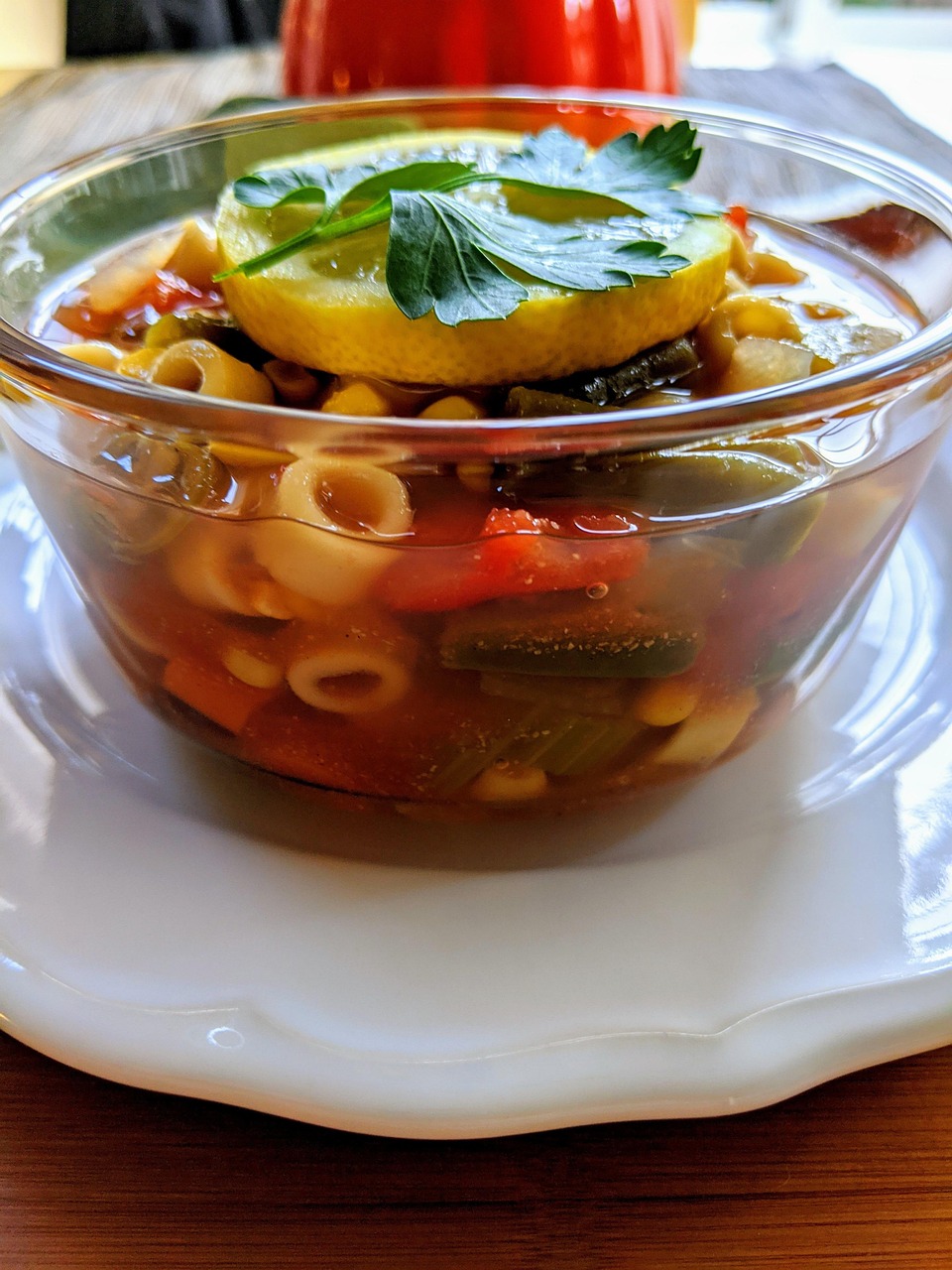 entdecken sie ein köstliches rezept für gemüsesuppe mit frischen zutaten – gesund, einfach und perfekt für jede jahreszeit. jetzt einfache zubereitungsschritte lesen!