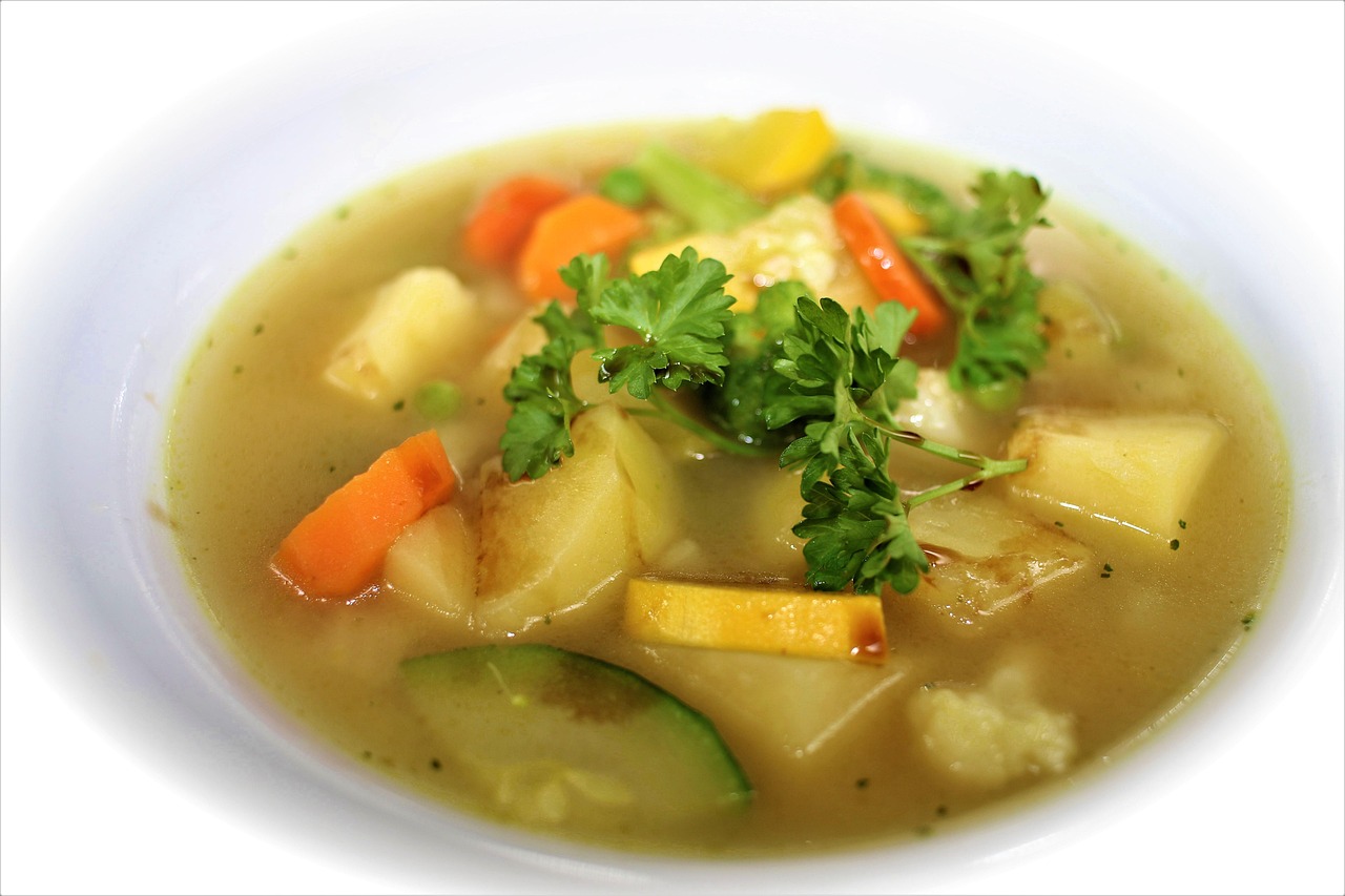 entdecken sie unser köstliches rezept für gemüsesuppe – gesund, sättigend und voller frischer zutaten. perfekt für jede jahreszeit und einfach zuzubereiten!
