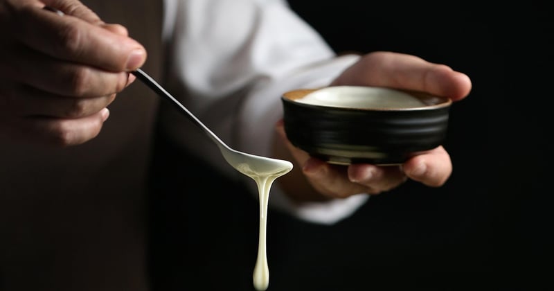 Backblech reinigen leicht gemacht: 7 Tricks gegen hartnäckige Krusten