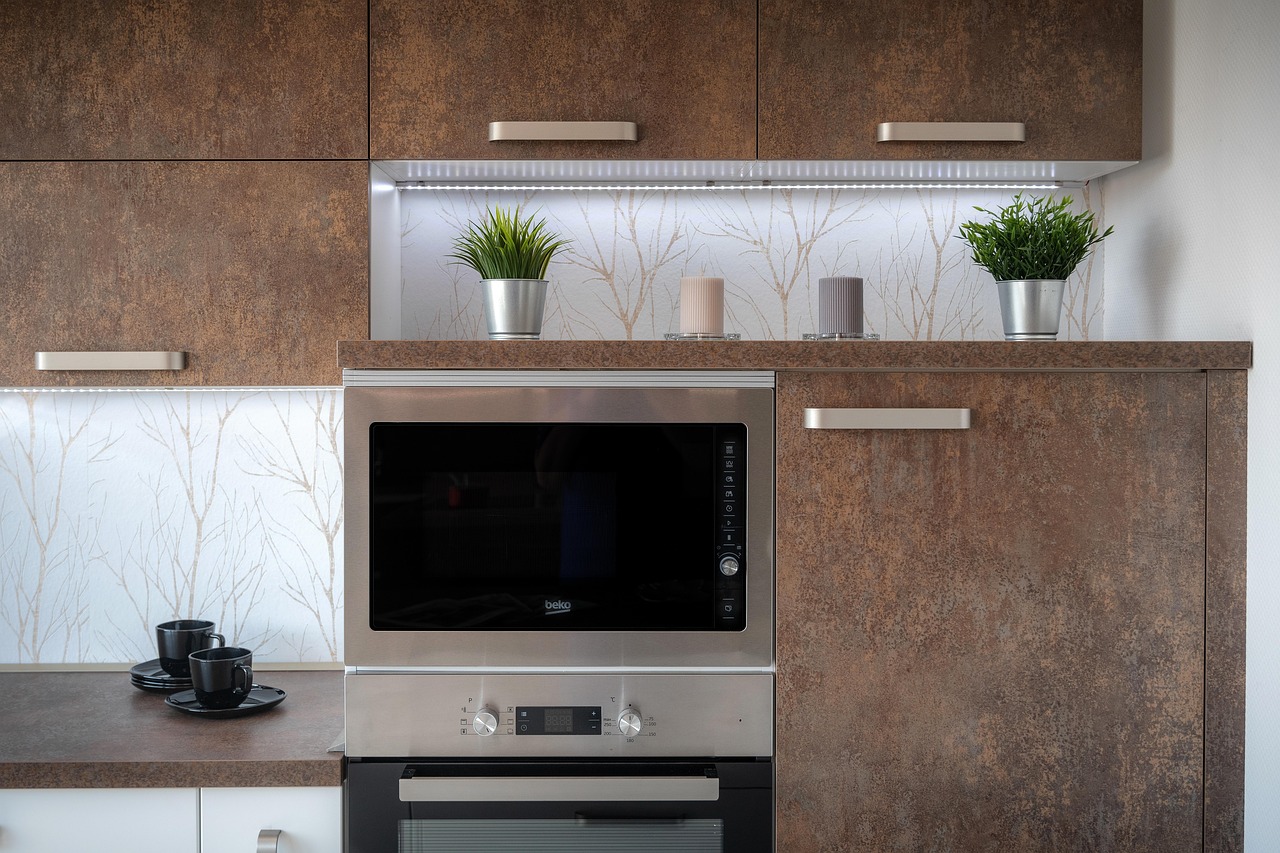 entdecken sie hochwertige küchengeräte für jeden bedarf: von modernen kaffeemaschinen über leistungsstarke mixer bis hin zu energiesparenden geschirrspülern. optimieren sie ihre küche mit innovativen geräten für mehr komfort und effizienz.